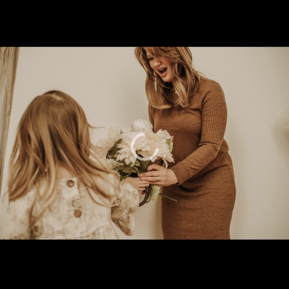 Long dress - Picture 3 of 3